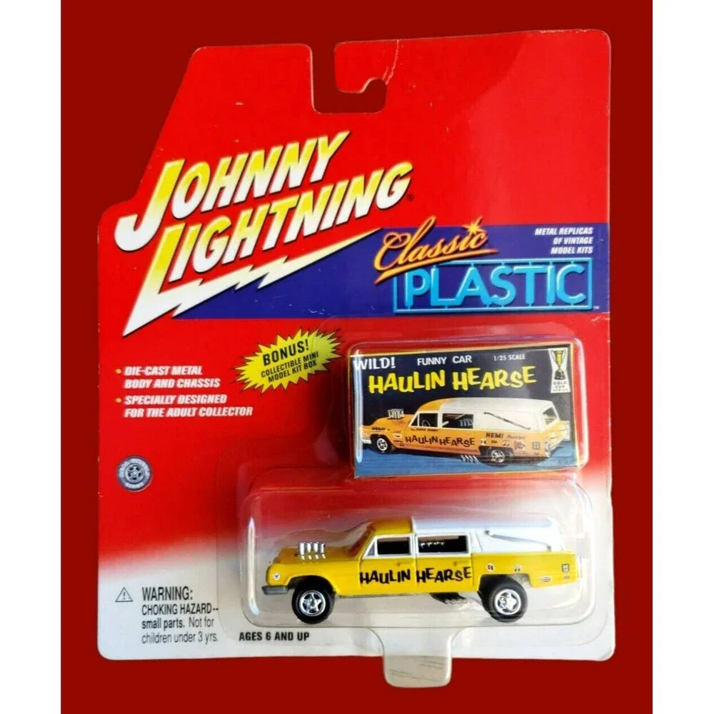 2001 Johnny lightning WILD! HAULING HEARSE Yellow CLASSIC PLASTIC Funny Car 1:64